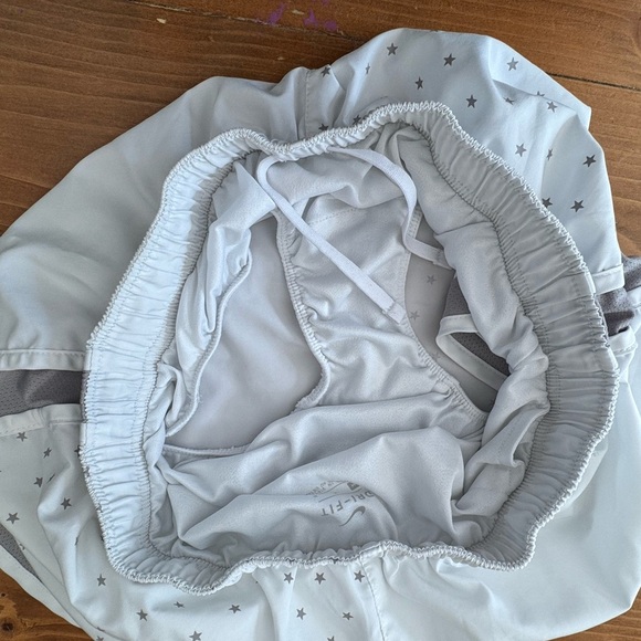 Nike Kids White and Gray Starry Shorts - Picture 2 of 10